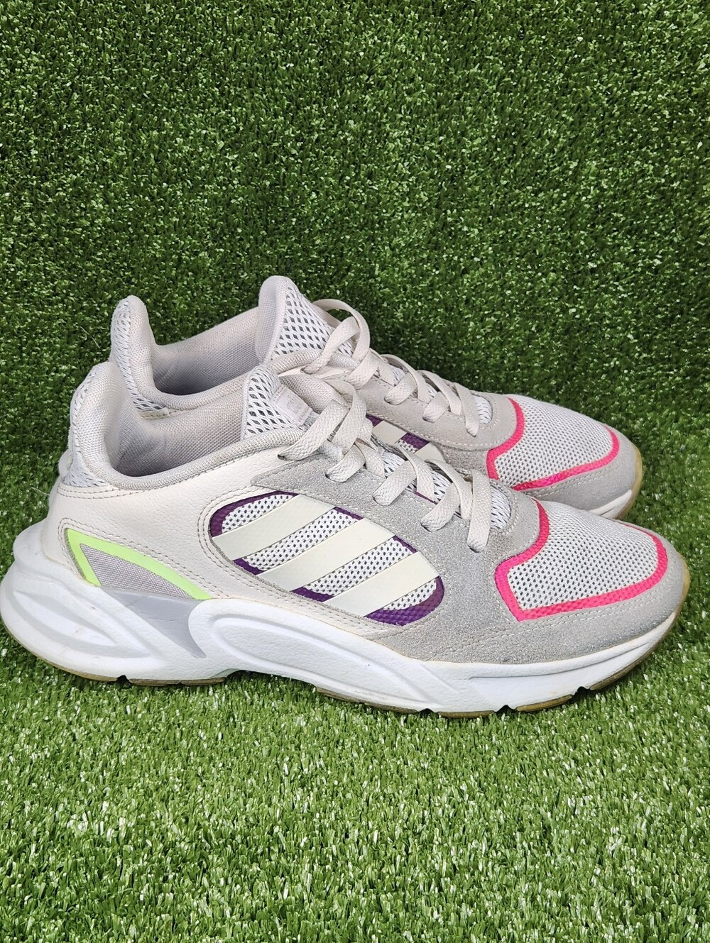 Adidas 90s Valasion Womens Size 8 White Gray Athletic Running Sneakers Shoes
